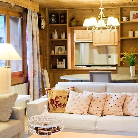 Beautiful And Luxurious Chalet In Champery, Portes Du Soleil, Swiss Alps. Peaceful Location With Stunning Views Villa