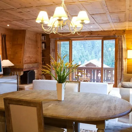 빌라 Beautiful And Luxurious Chalet In Champery, Portes Du Soleil, Swiss Alps. Peaceful Location With Stunning Views